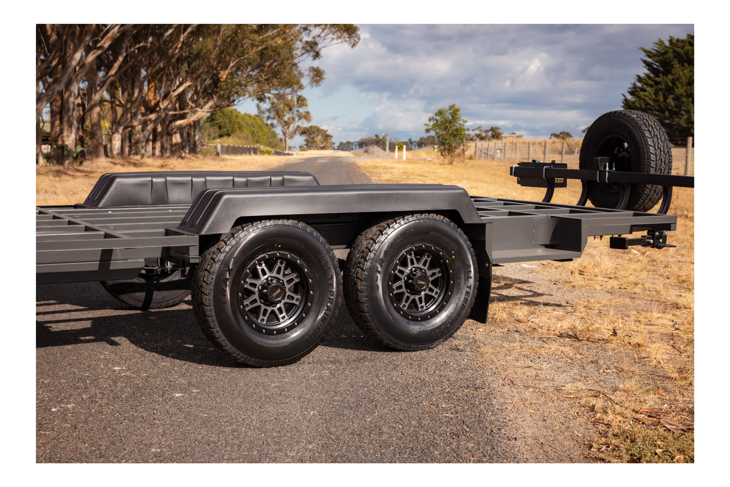 Roadking Chassis 16" Ratchet Rim – Black