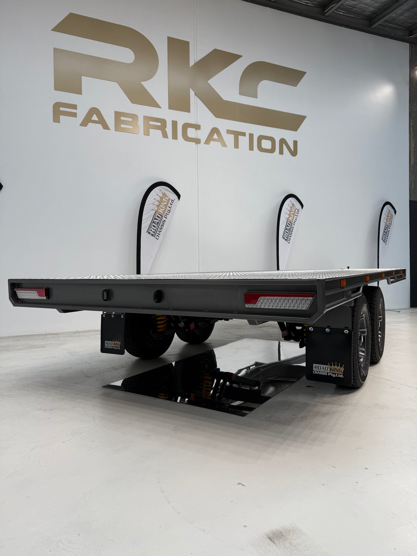 Roadking H1 Hauler coil Tandem