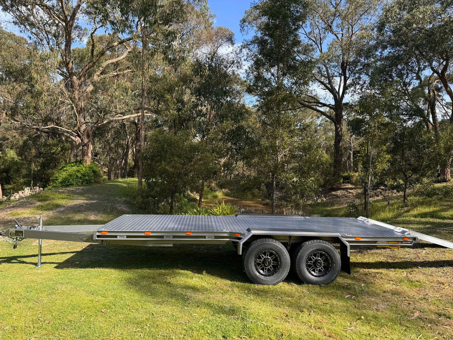 Roadking H2 Hauler - Standard Model