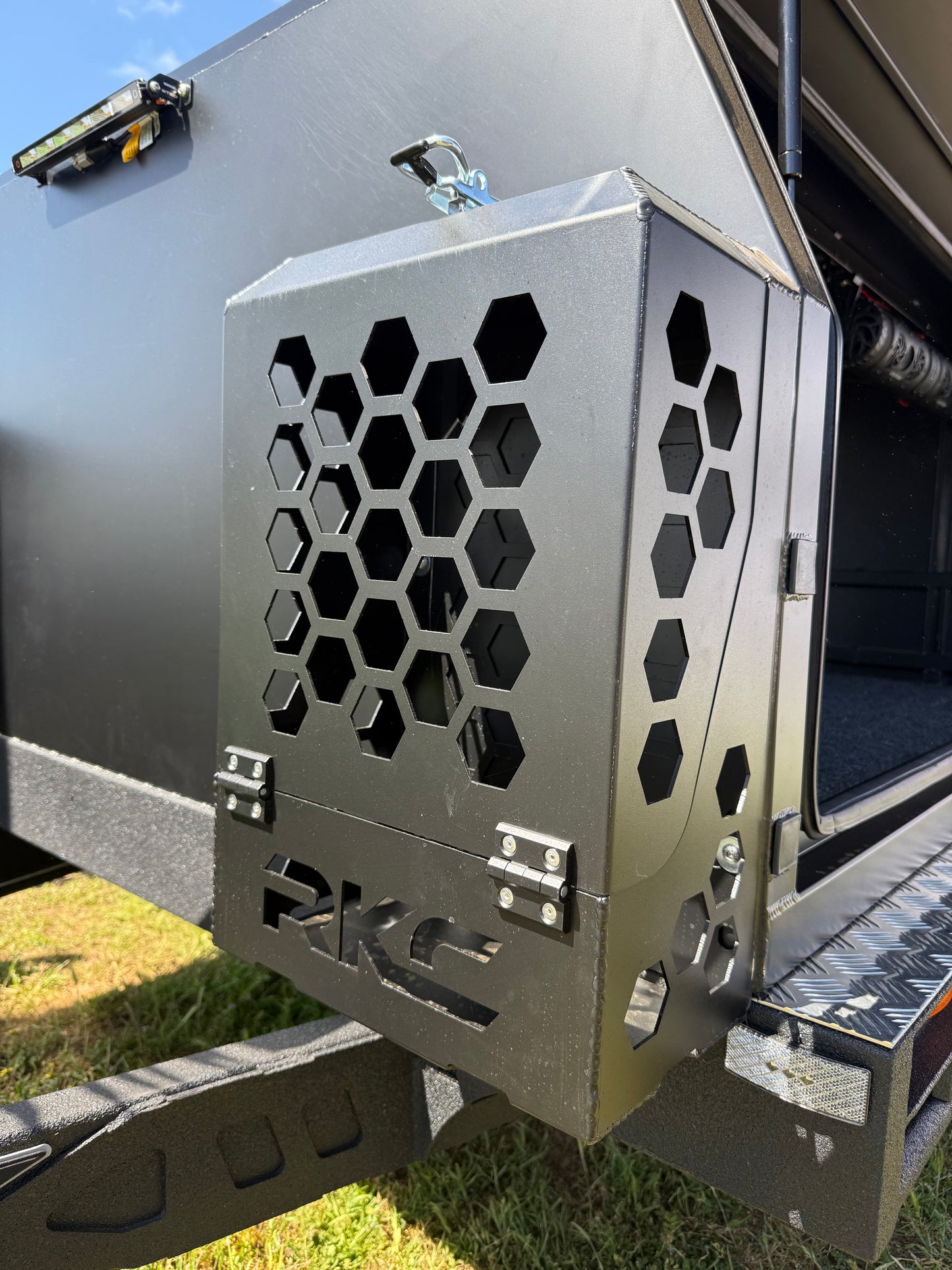 Roadking Chassis - Aluminium Jerry Can Holder