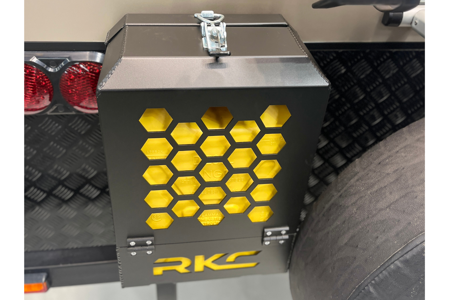 Roadking Chassis - Aluminium Jerry Can Holder