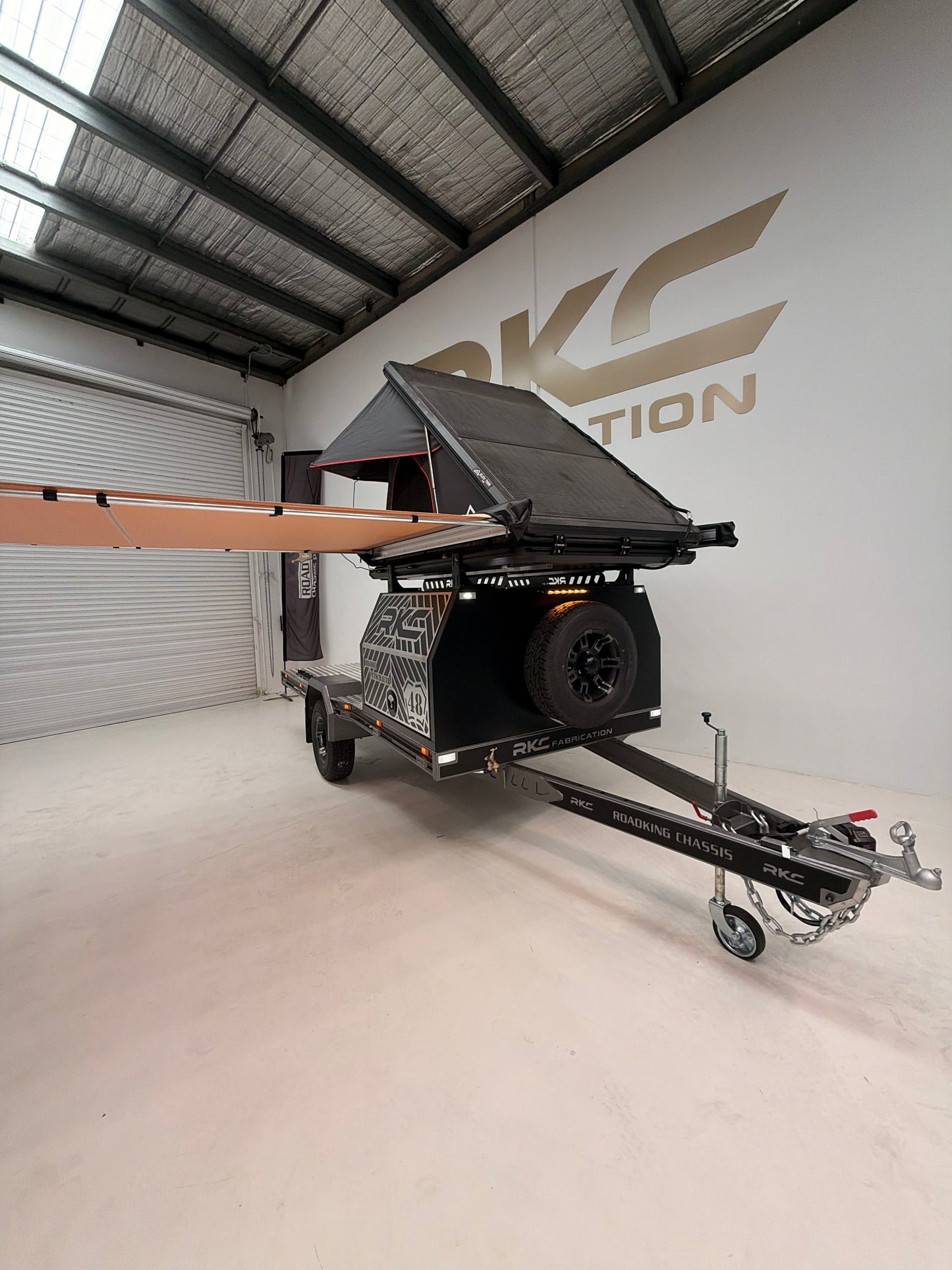 Roadking H1 Moto Hauler Single Axle