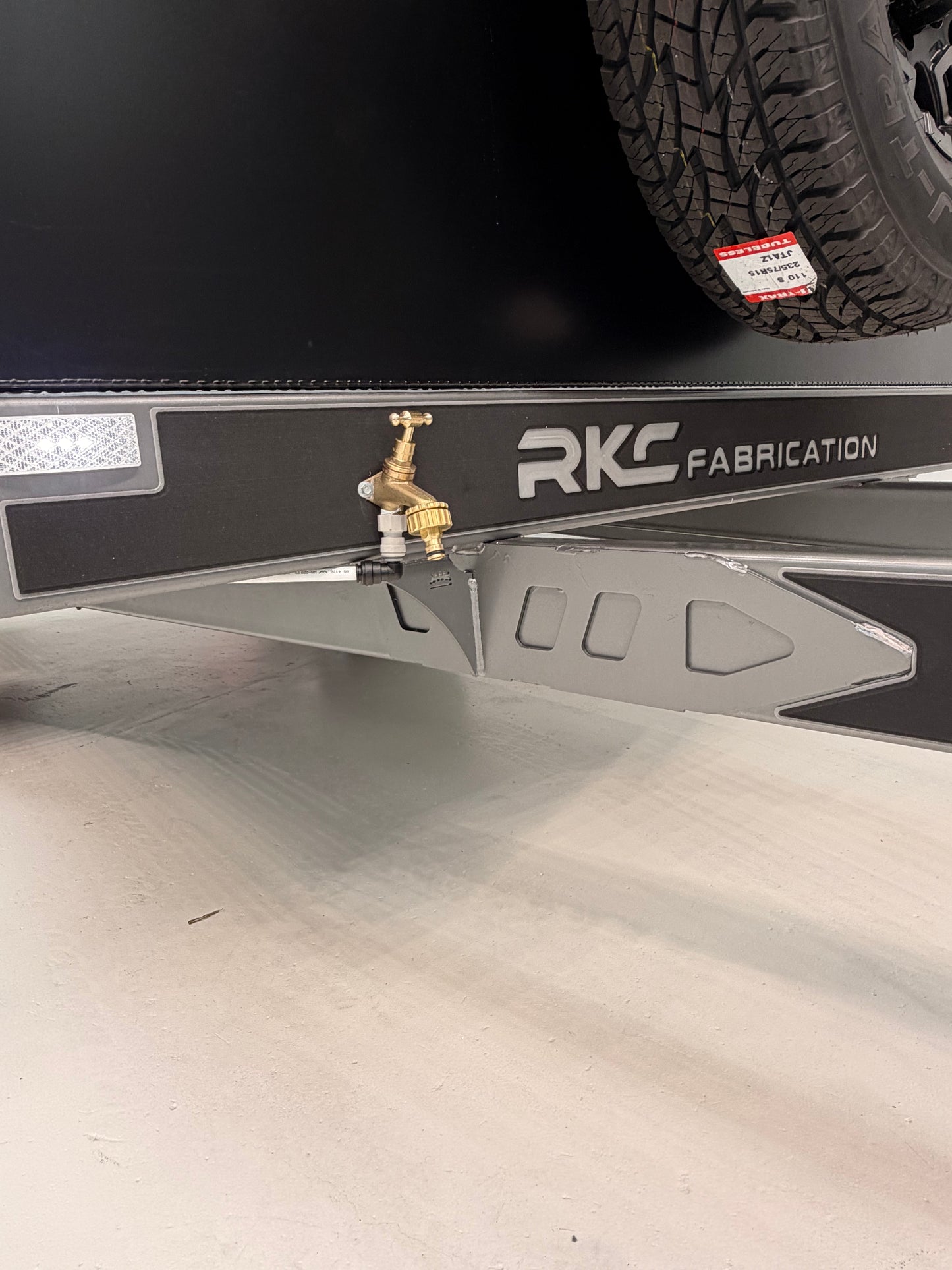 Roadking H1 Moto Hauler Single Axle